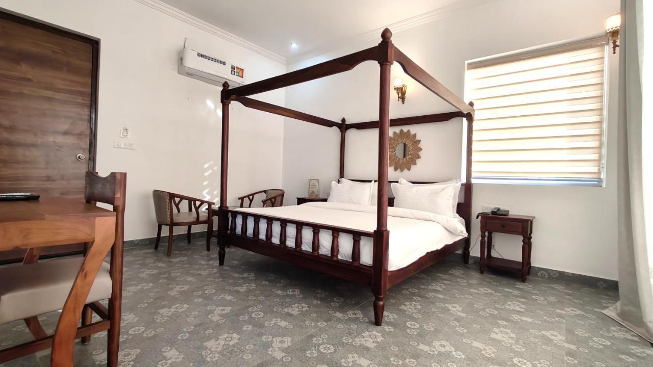 The Sky Imperial Pavoreal Jungle Resort 贡珀尔格尔 外观 照片