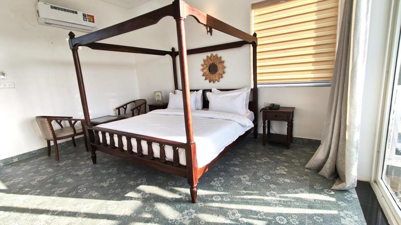 The Sky Imperial Pavoreal Jungle Resort 贡珀尔格尔 外观 照片